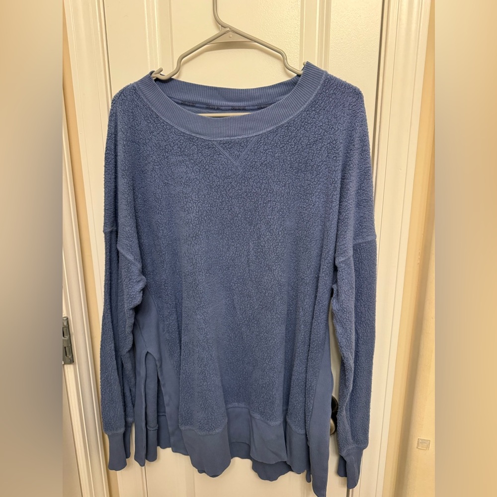 Aerie blue sweatshirt